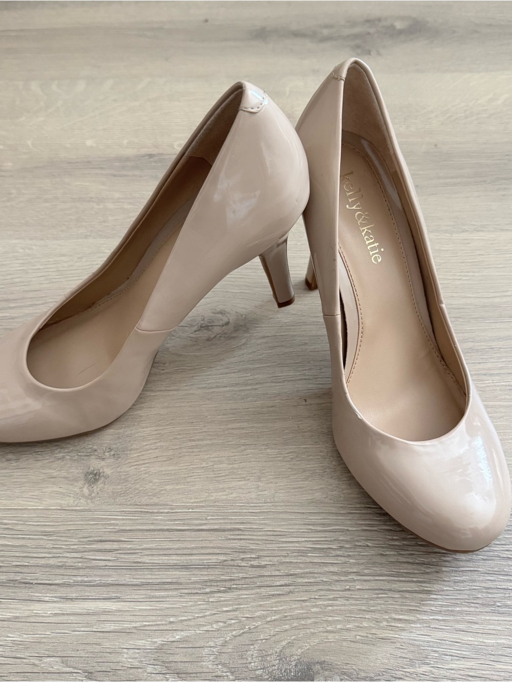Kelly & Katie Blush Patent Round-Toe Mid Heel Pumps